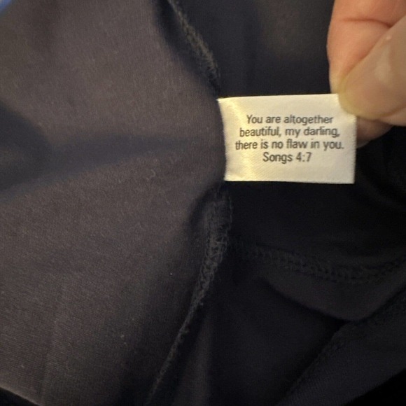 Elegantees Sita Organic Cotton Twisted Front Top Deep Purple Sz L Short Sleeve - Picture 7 of 7